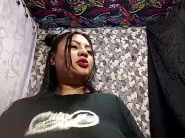 lapeligrosa_ live show