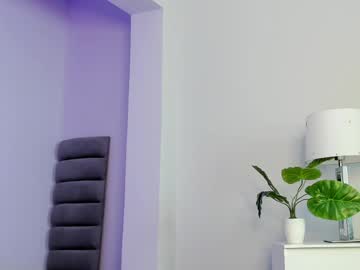 madie_collins7 live show