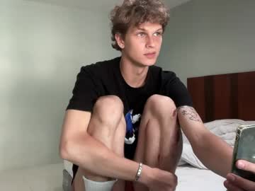 maxim_burn live show