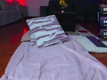 mia_peyton1 live show