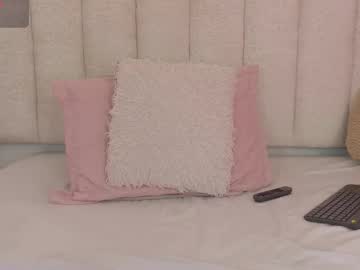 mia_rom live show
